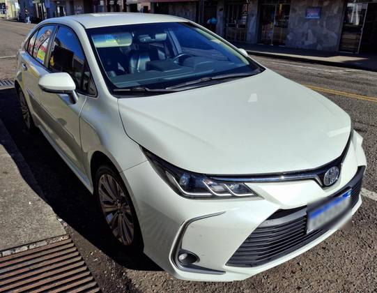 TOYOTA COROLLA 2.0 VVT-IE FLEX XEI DIRECT SHIFT TOYOTA COROLLA 2.0 VVT-IE FLEX XEI DIRECT SHIFT